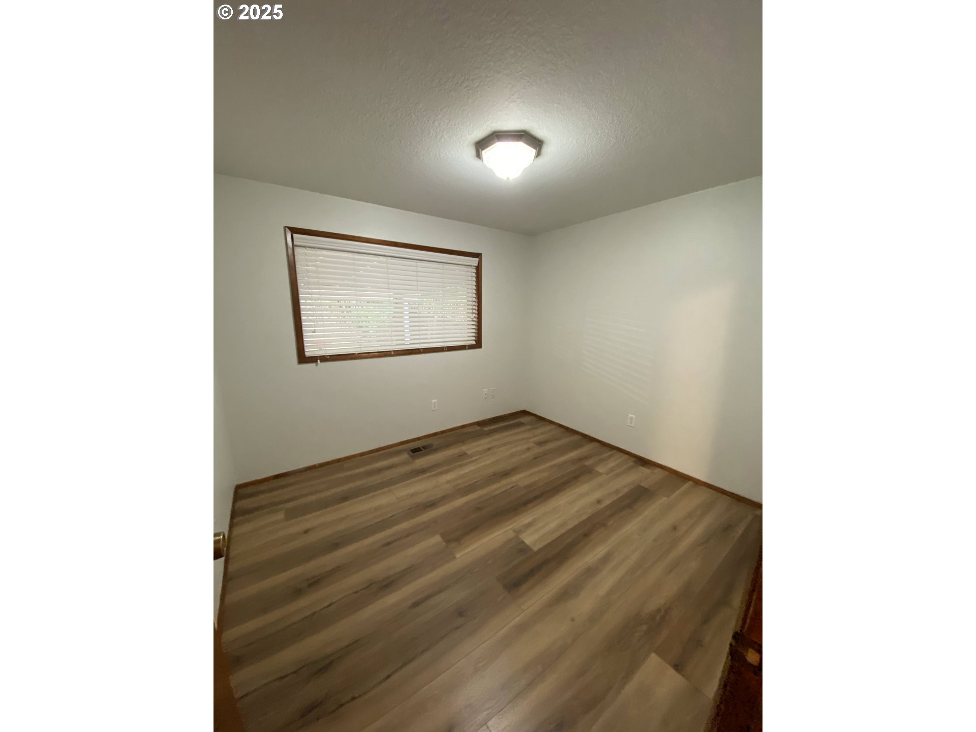 20820 Southeast Hawthorne Street Gresham, OR 97030 - Photo 15 of 24