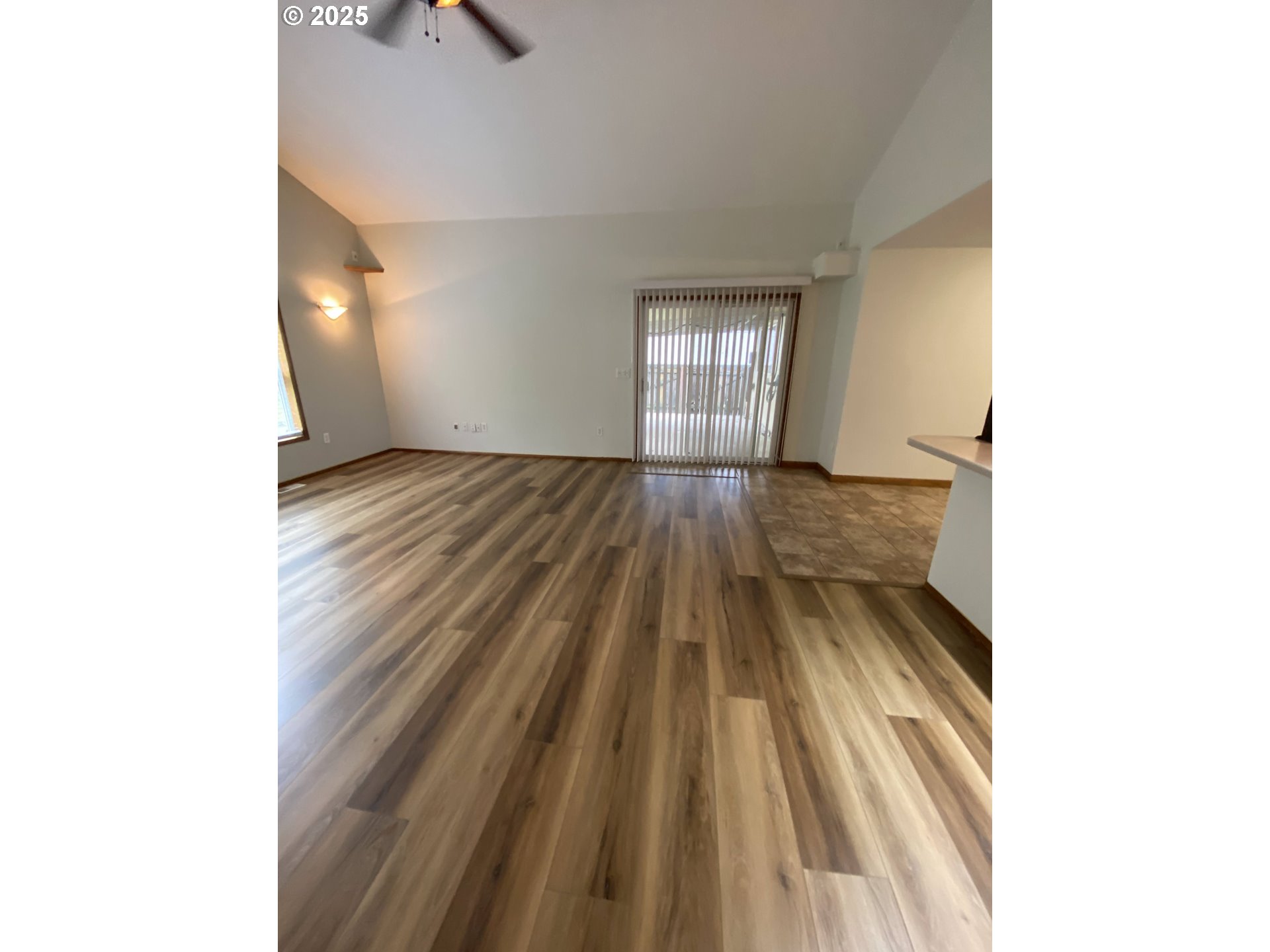 20820 Southeast Hawthorne Street Gresham, OR 97030 - Photo 5 of 24