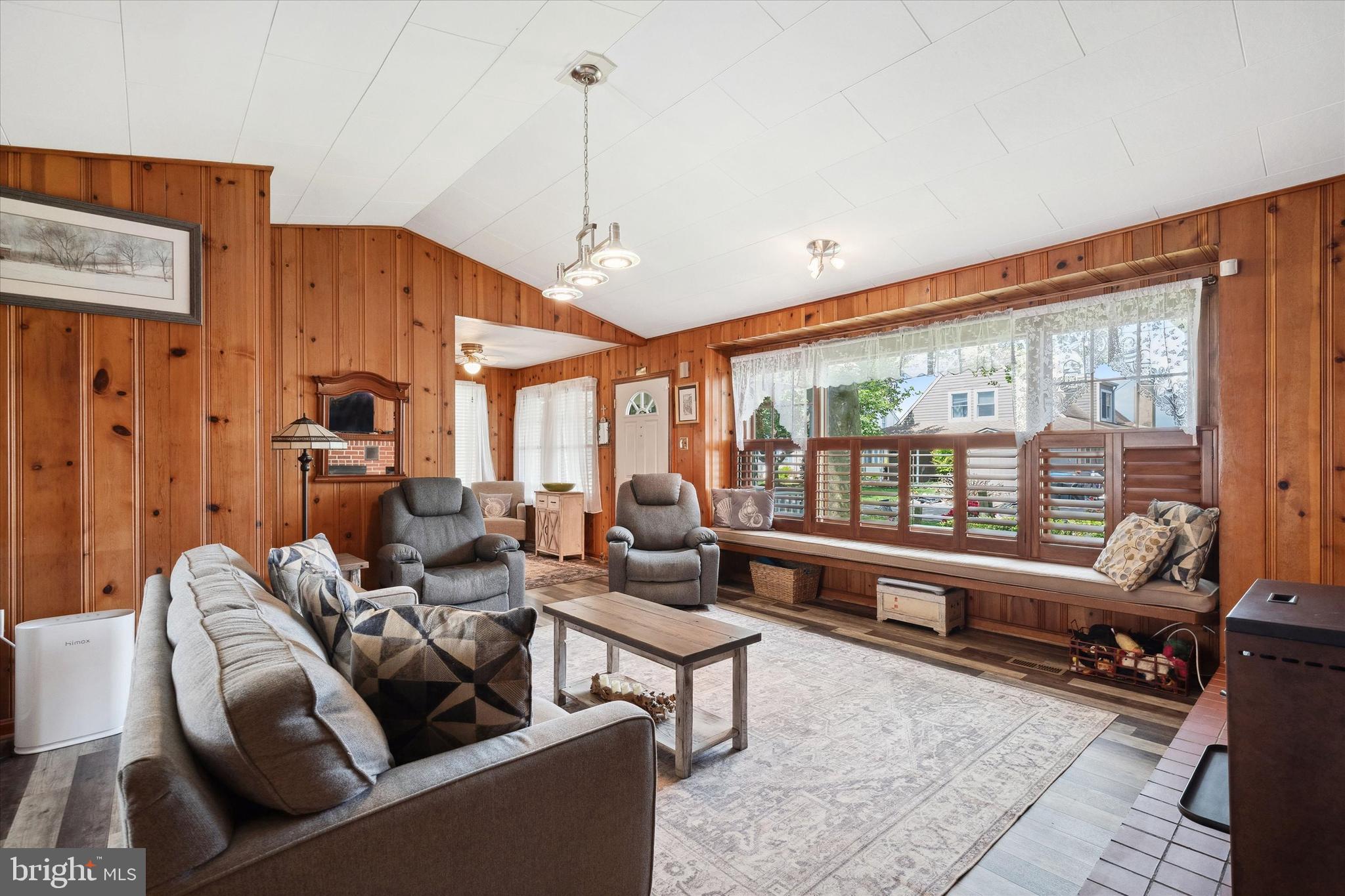 48 Bluff Road Earleville, MD 21919 - Photo 22 of 58 a living room with furniture