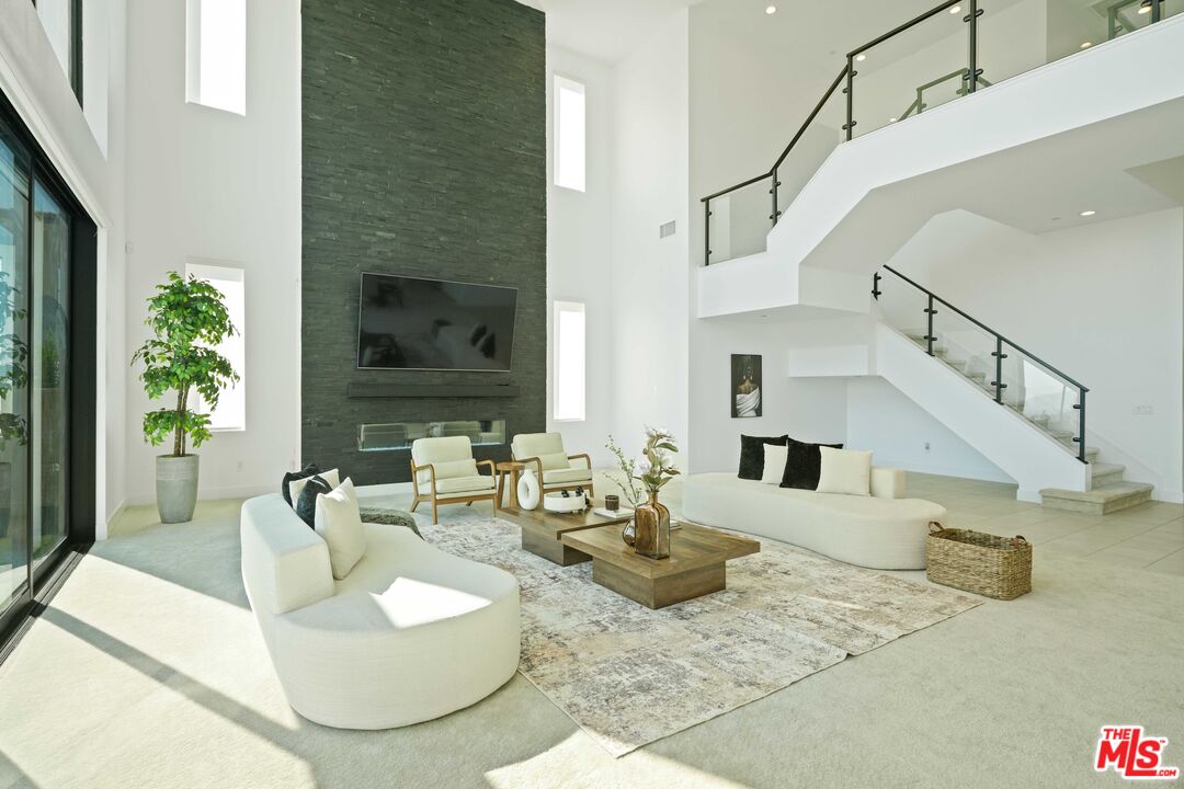 11818 Hillsborough Lane Porter Ranch, CA 91326 - Photo 12 of 47