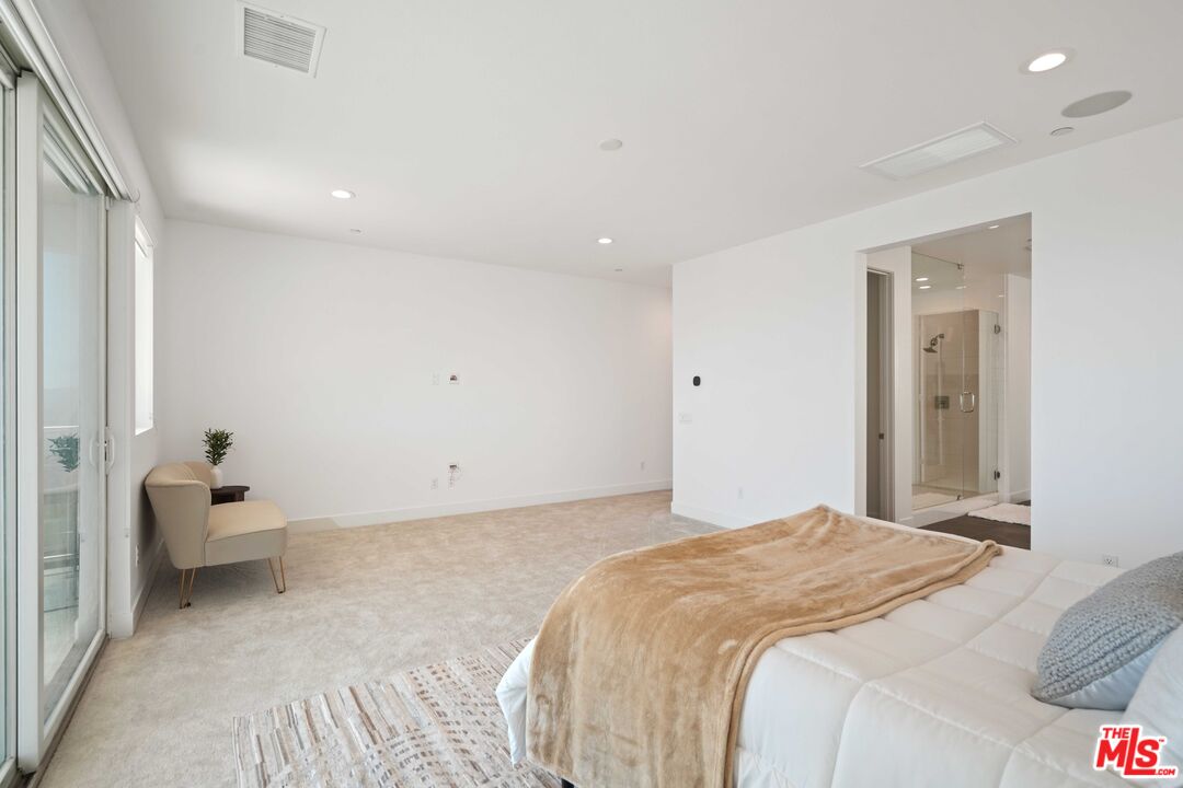 11818 Hillsborough Lane Porter Ranch, CA 91326 - Photo 32 of 47