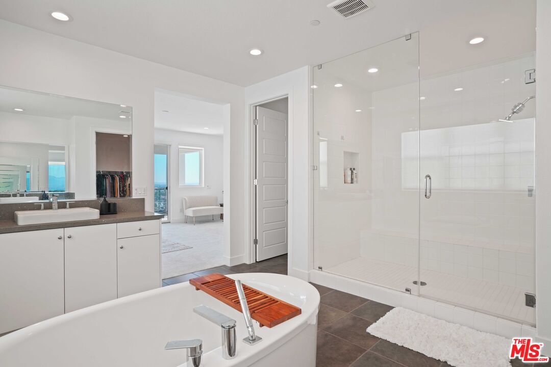 11818 Hillsborough Lane Porter Ranch, CA 91326 - Photo 34 of 47