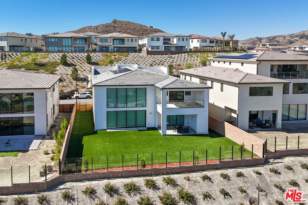 11818 Hillsborough Lane Porter Ranch, CA 91326 - Photo 7 of 47