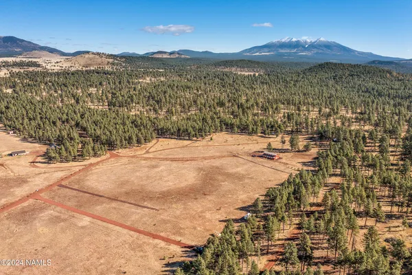 a view of a large building