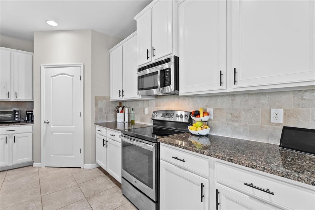 15531 Trinity Fall Way Bradenton, FL 34212 - Photo 19 of 71