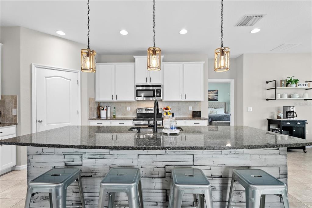 15531 Trinity Fall Way Bradenton, FL 34212 - Photo 21 of 71