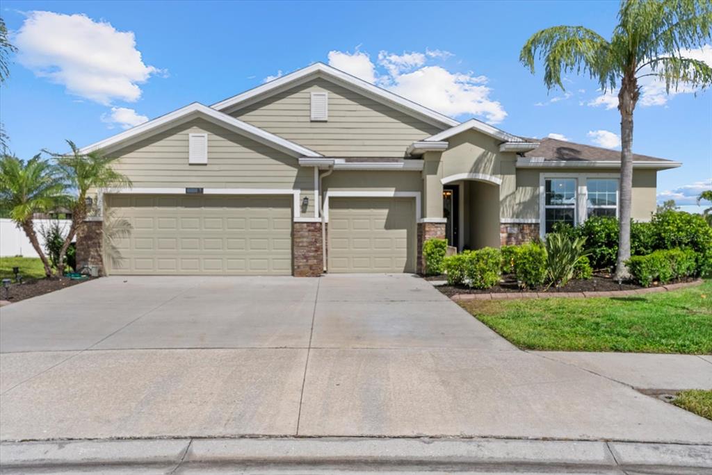 15531 Trinity Fall Way Bradenton, FL 34212 - Photo 4 of 71