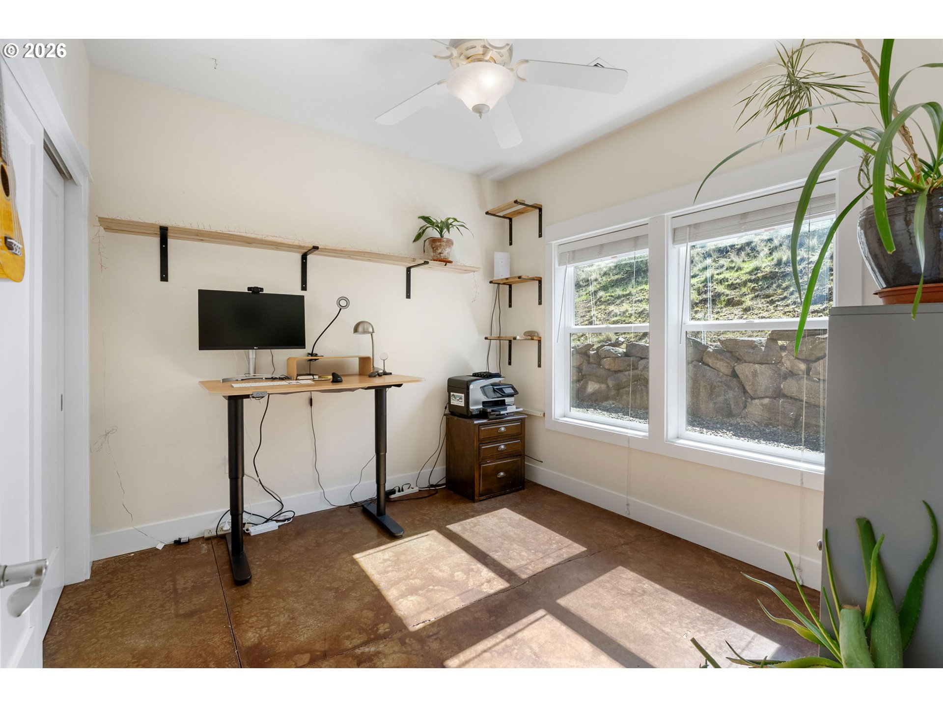 6530 Wells Road The Dalles, OR 97058 - Photo 15 of 48