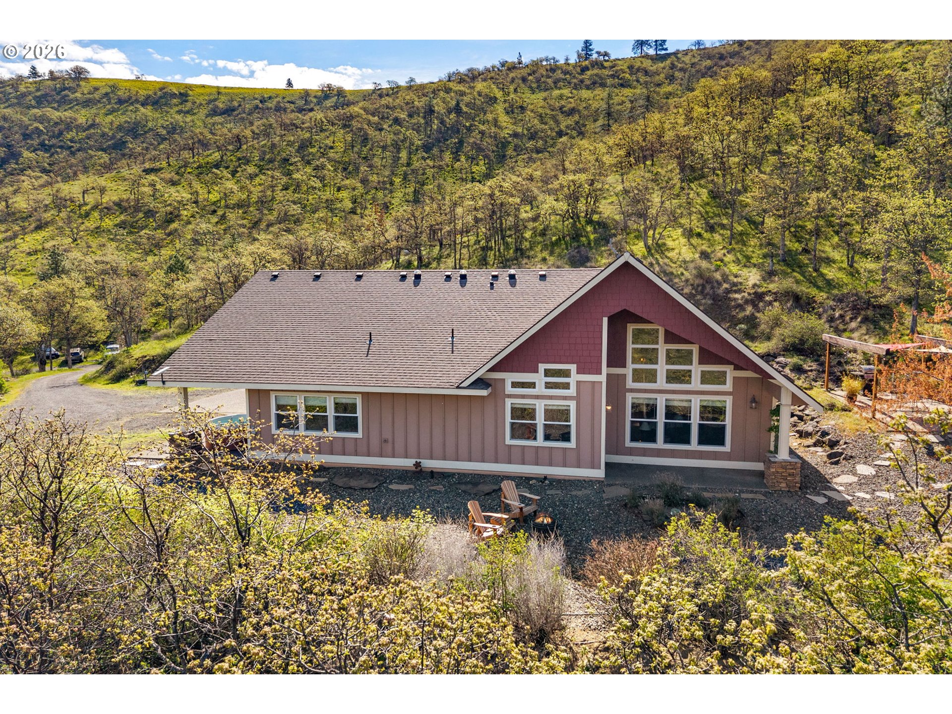 6530 Wells Road The Dalles, OR 97058 - Photo 2 of 48