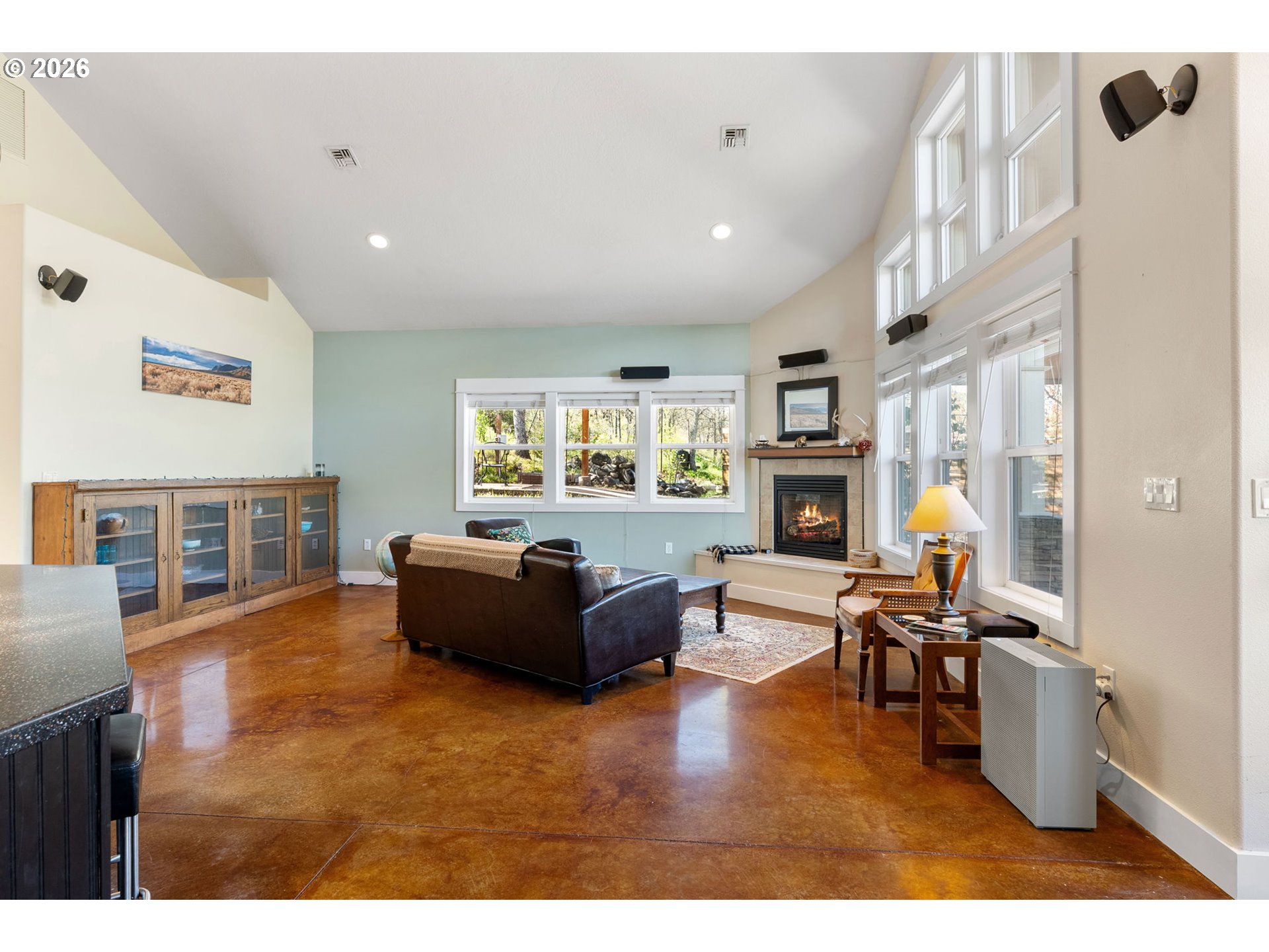 6530 Wells Road The Dalles, OR 97058 - Photo 6 of 48