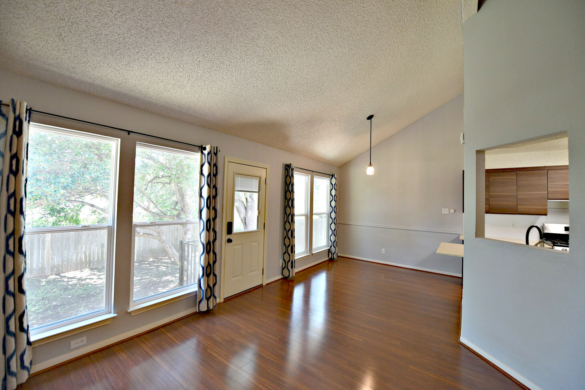 2402 Spring Wagon Lane Austin, TX 78728 - Photo 7 of 19
