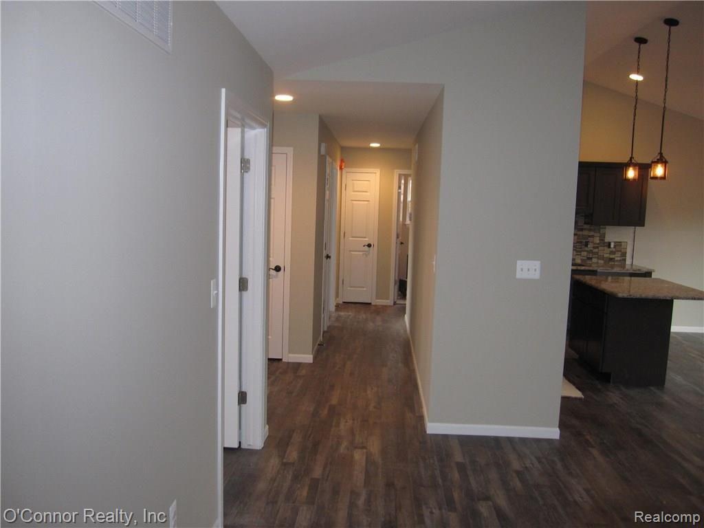 300 South Allen Road St. Clair, MI 48079 - Photo 13 of 21 IMG_0855.JPG
