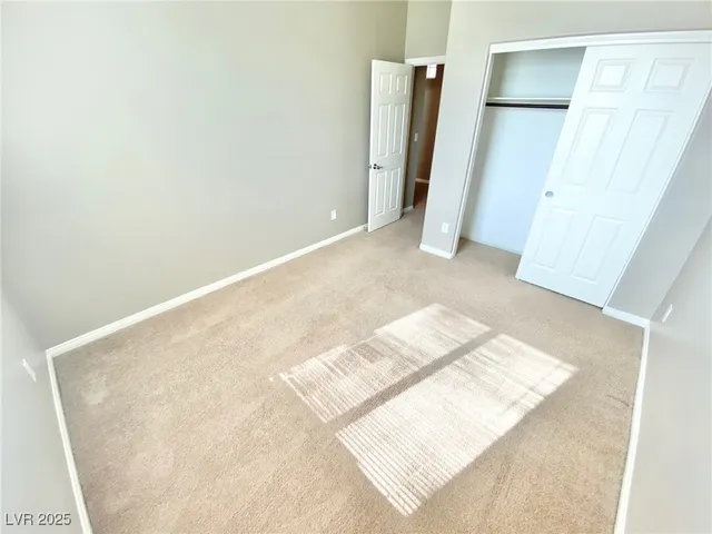 $2,300 | 81 Avenza Drive, Henderson, NV 89011