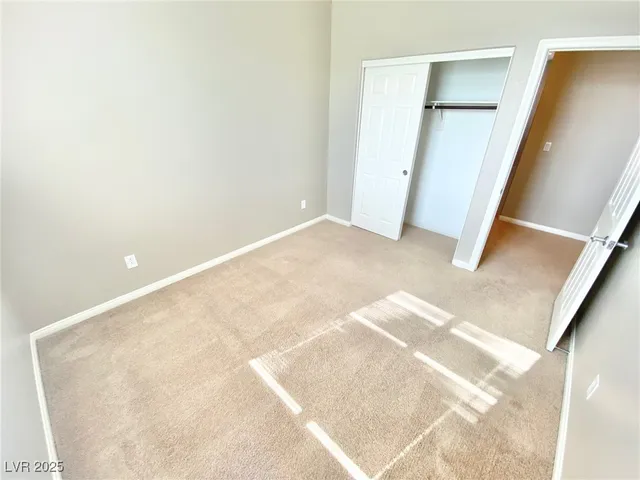 $2,300 | 81 Avenza Drive, Henderson, NV 89011