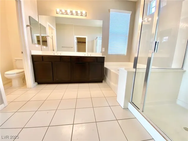 $2,300 | 81 Avenza Drive, Henderson, NV 89011