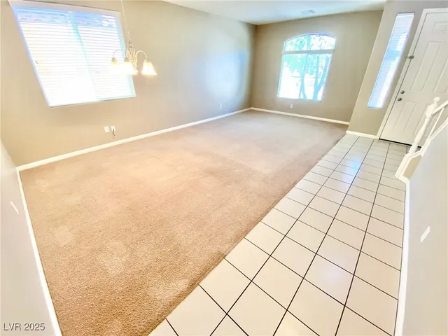 $2,300 | 81 Avenza Drive, Henderson, NV 89011