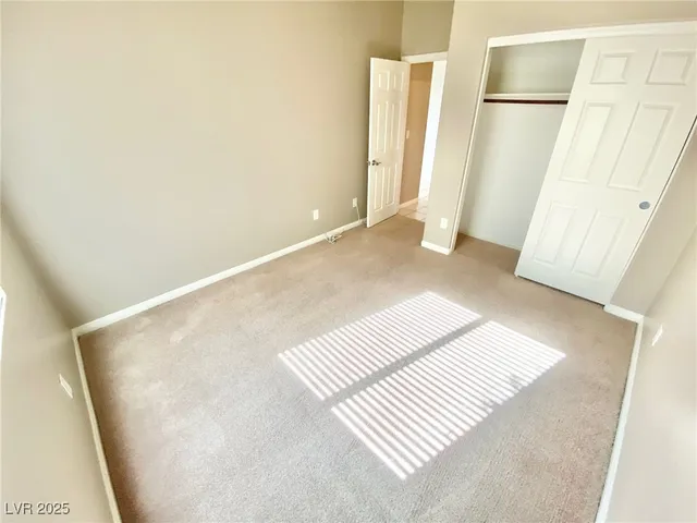 $2,300 | 81 Avenza Drive, Henderson, NV 89011