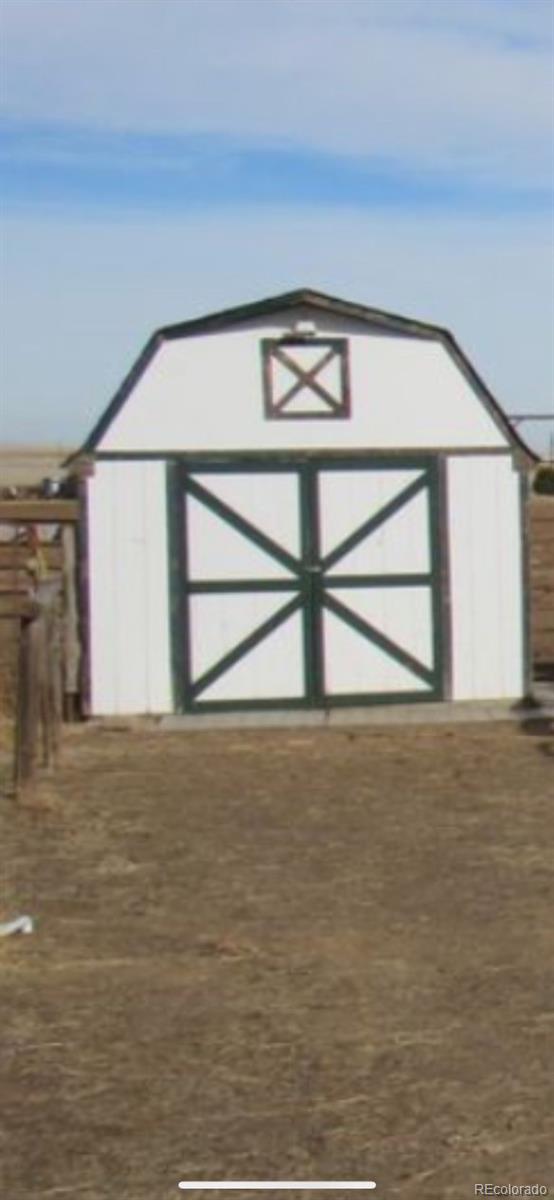 9351 Schumaker Road Bennett, CO 80102 - Photo 8 of 33 Gallery Image 8