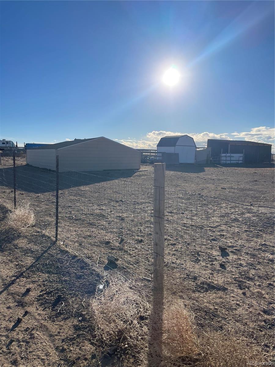 9351 Schumaker Road Bennett, CO 80102 - Photo 9 of 33 Gallery Image 9