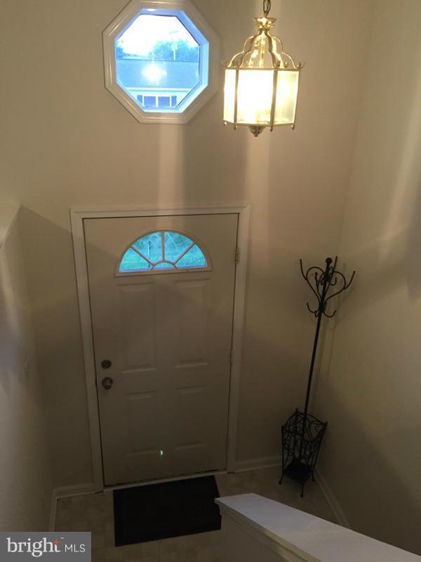 71 Stiles Way Ranson, WV 25438 - Photo 14 of 21 Interior (General)