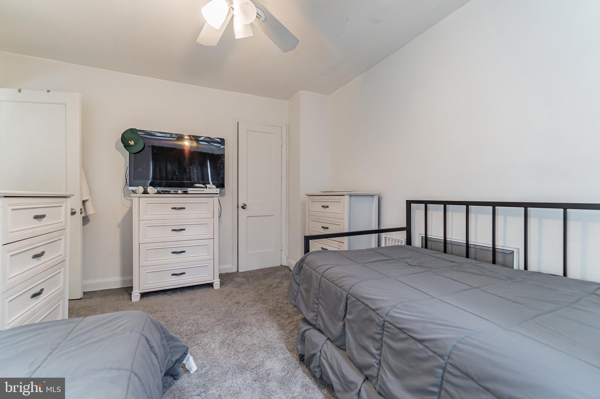 184 Cherrydell Road Baltimore, MD 21228 - Photo 16 of 31