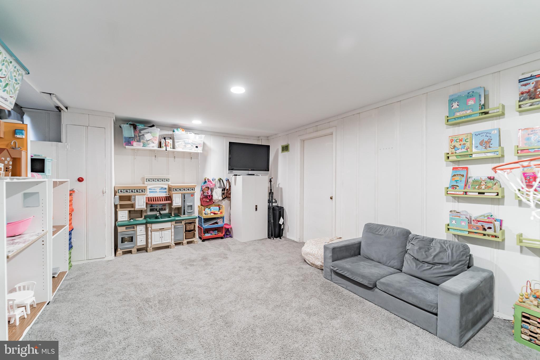 184 Cherrydell Road Baltimore, MD 21228 - Photo 22 of 31