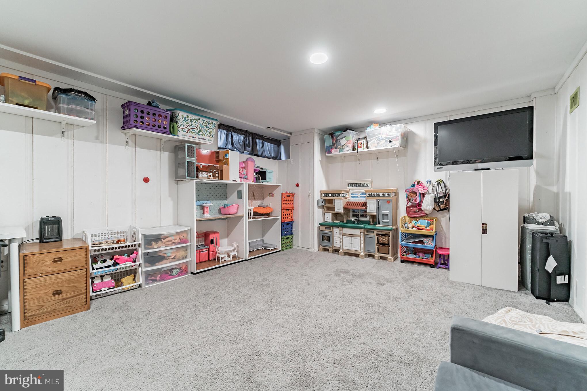 184 Cherrydell Road Baltimore, MD 21228 - Photo 23 of 31