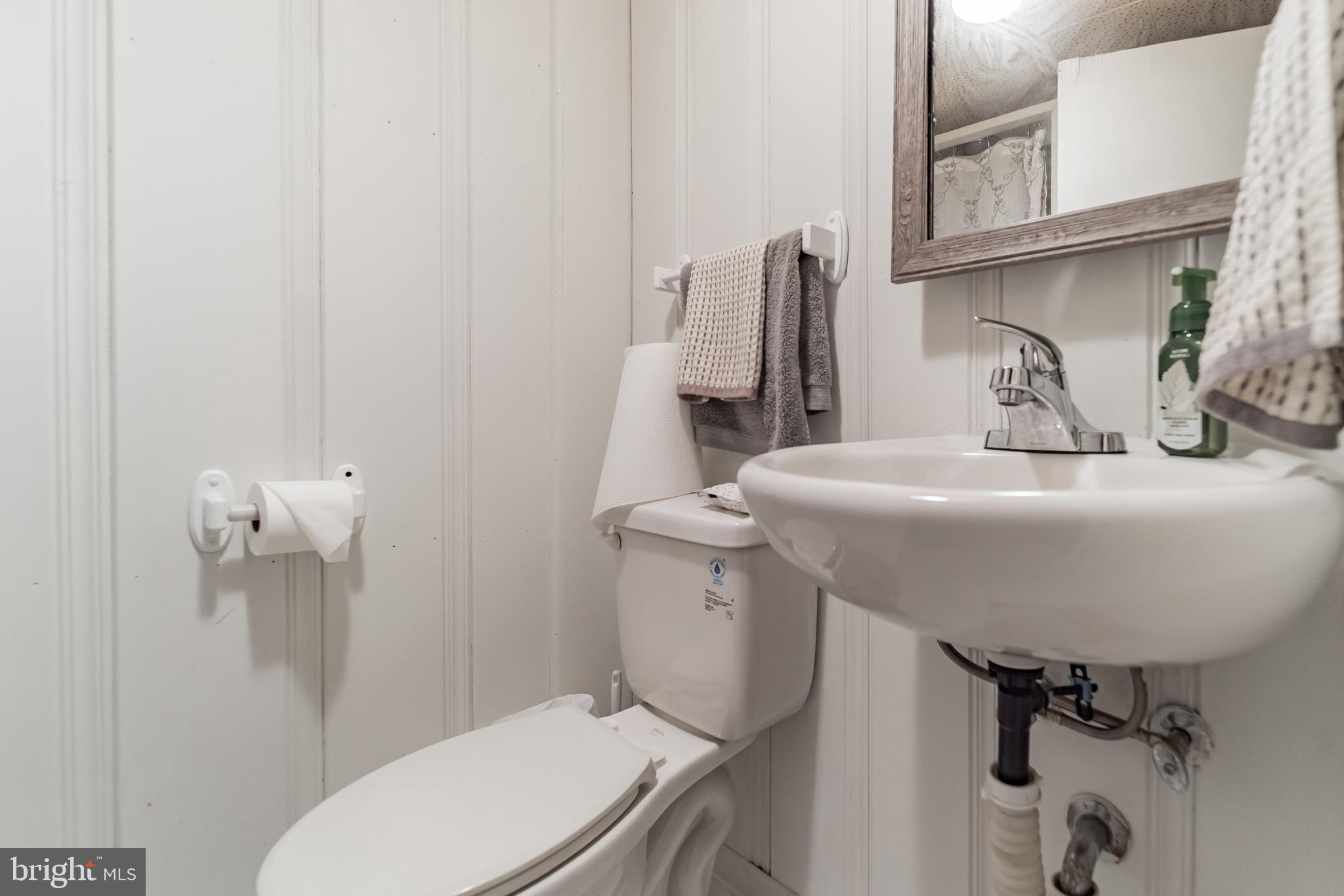 184 Cherrydell Road Baltimore, MD 21228 - Photo 27 of 31