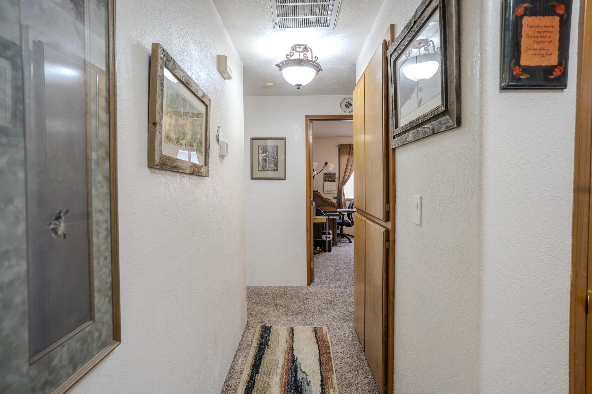 125 Meadow View Drive Phoenix, OR 97535 - Photo 16 of 27 DSC05157