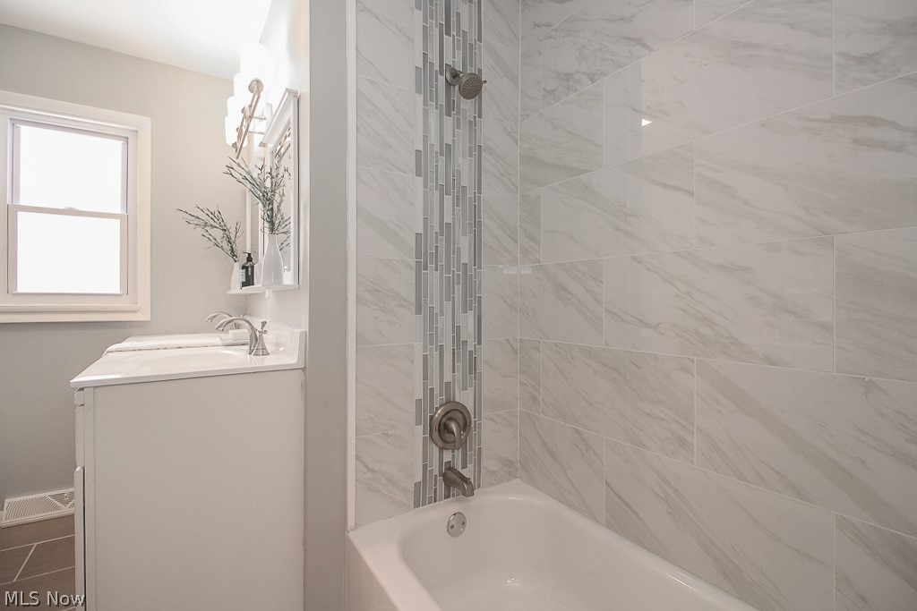 742 Edgewood Road Cleveland, OH 44143 - Photo 18 of 35 Gallery Image 18