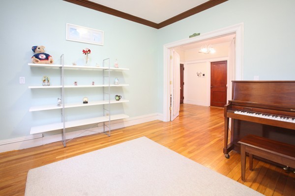 6 Radcliffe Road, Unit 2 Boston, MA 02134 - Photo 3 of 9