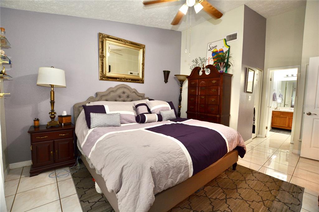 1762 Castle Rock Road Tampa, FL 33612 - Photo 21 of 52 Gallery Image 21