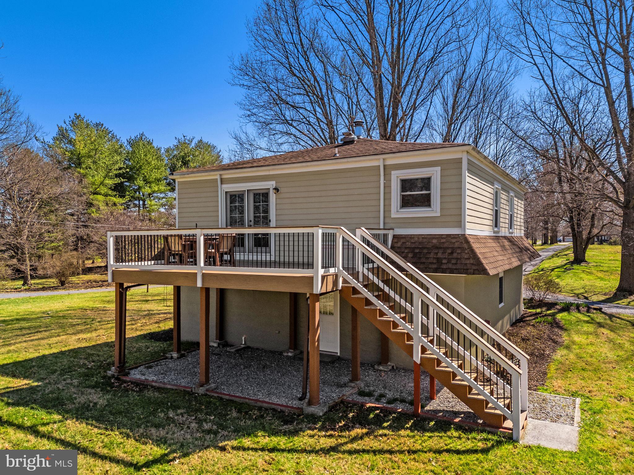 6864-6860 Engle Molers Road Shepherdstown, WV 25443 - Photo 84 of 133 Apartment with garage upper deck