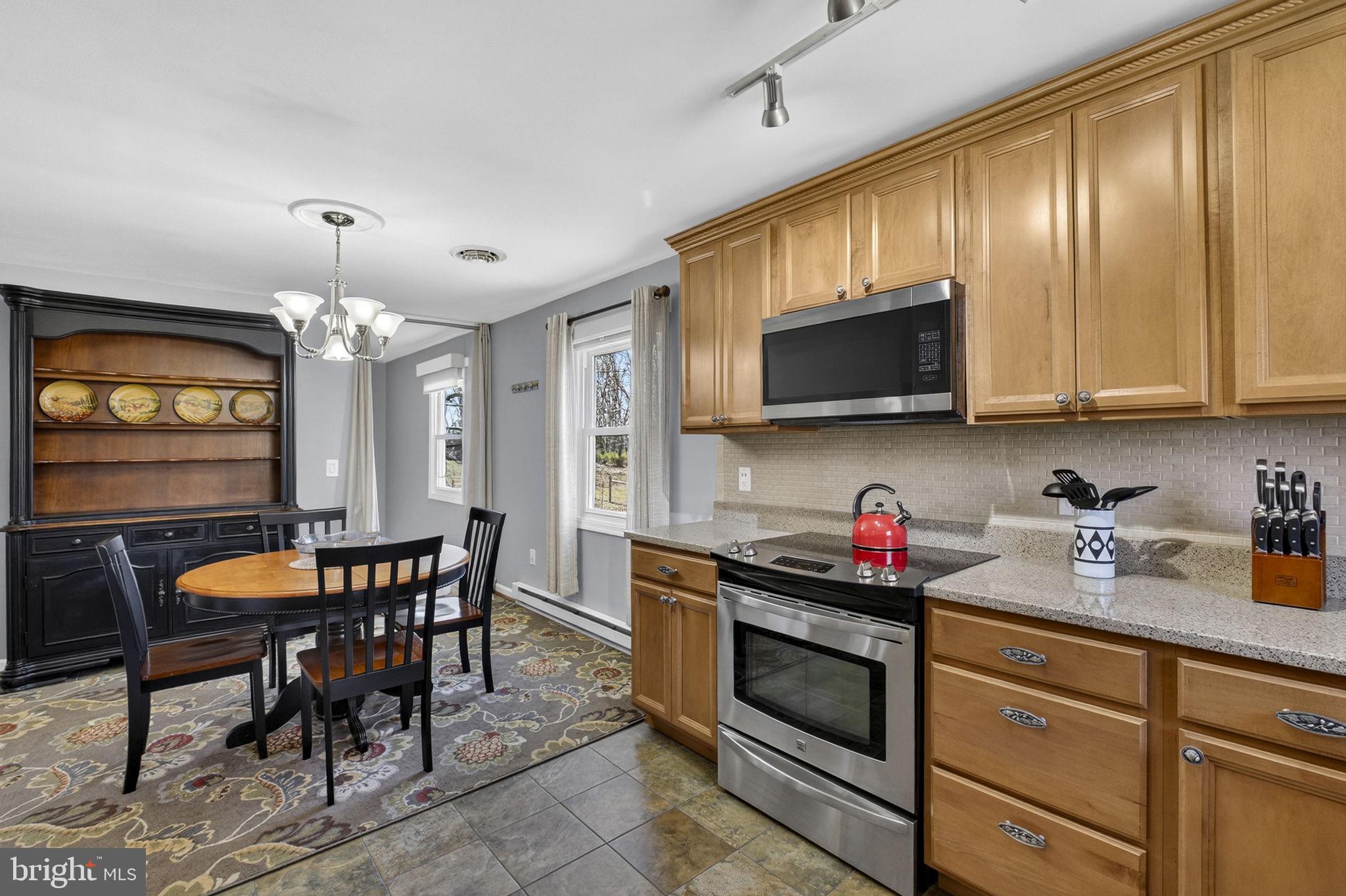 6864-6860 Engle Molers Road Shepherdstown, WV 25443 - Photo 87 of 133 Apartment kitchen and dining
