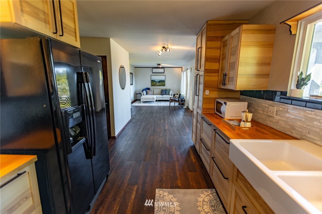 3626 Oak Bay Road Port Hadlock, WA 98339 - Photo 11 of 38 Gallery Image 11