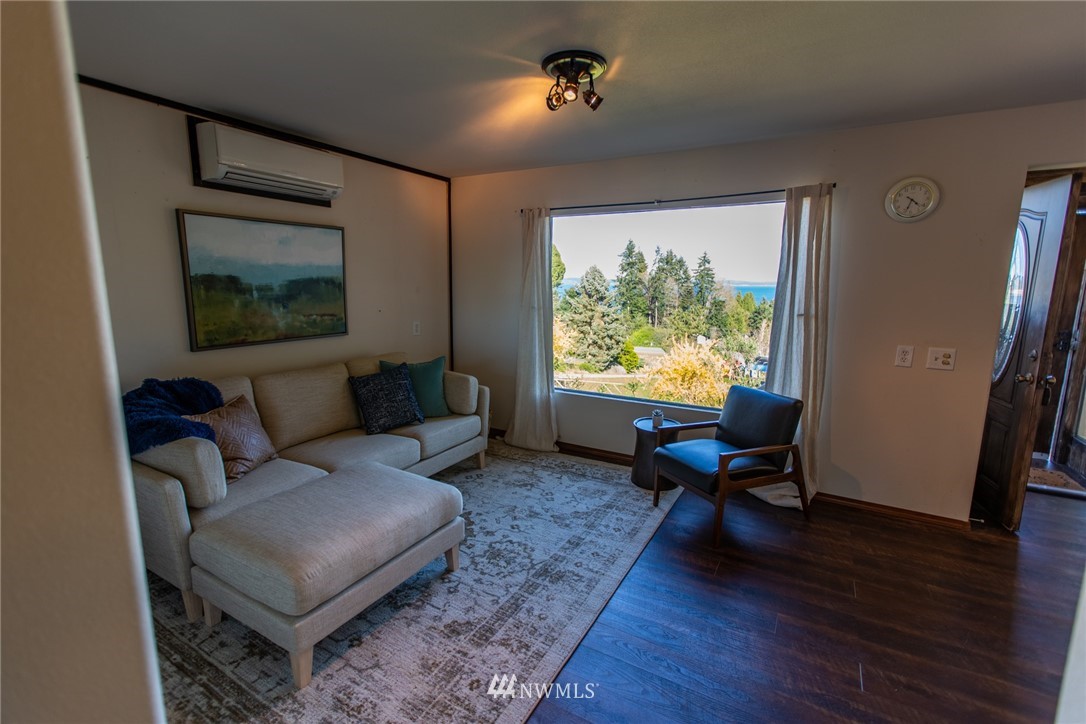 3626 Oak Bay Road Port Hadlock, WA 98339 - Photo 8 of 38 Gallery Image 8