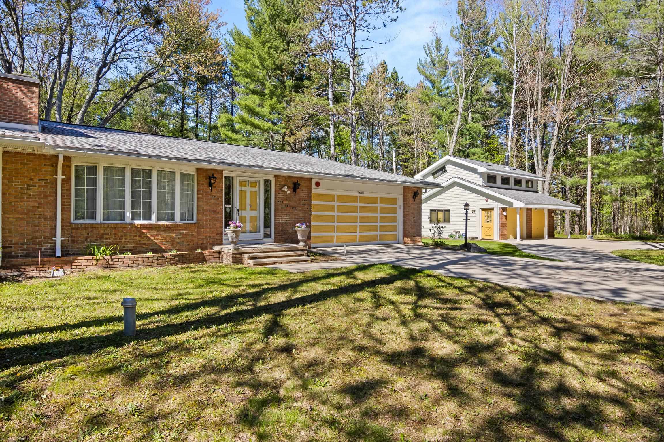 20600 Rhodes Road Interlochen, MI 49643 - Photo 4 of 37