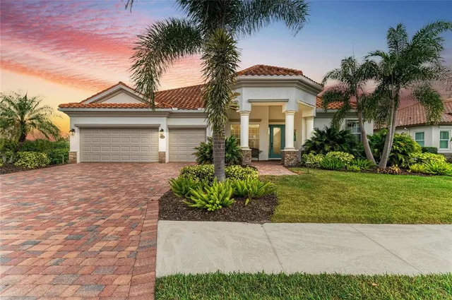 $1,195,000 | 8201 Heritage Grand PIace Place, Bradenton, FL 34212