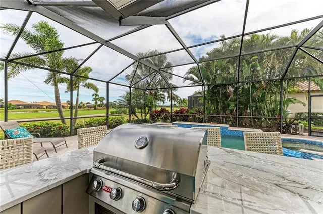 $1,195,000 | 8201 Heritage Grand PIace Place, Bradenton, FL 34212