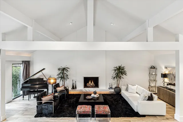 $1,950,000 | 5406 Woodway Drive, Houston, TX 77056