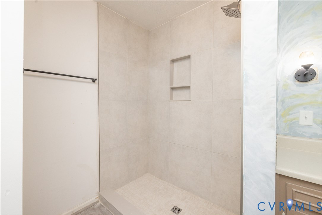 4613 Tatum Road Disputanta, VA 23842 - Photo 18 of 48