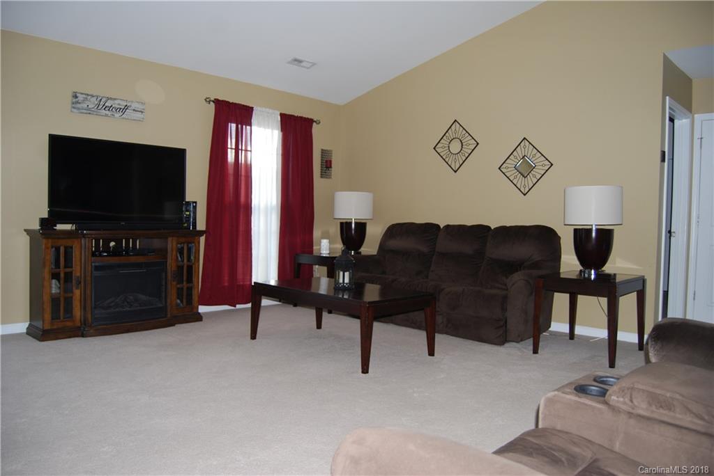 143 Lumber River Road, Unit 190 Fletcher, NC 28732 - Photo 4 of 16