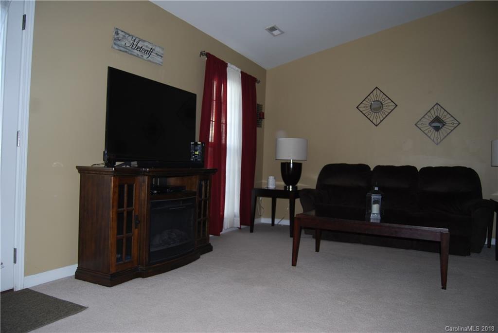 143 Lumber River Road, Unit 190 Fletcher, NC 28732 - Photo 6 of 16