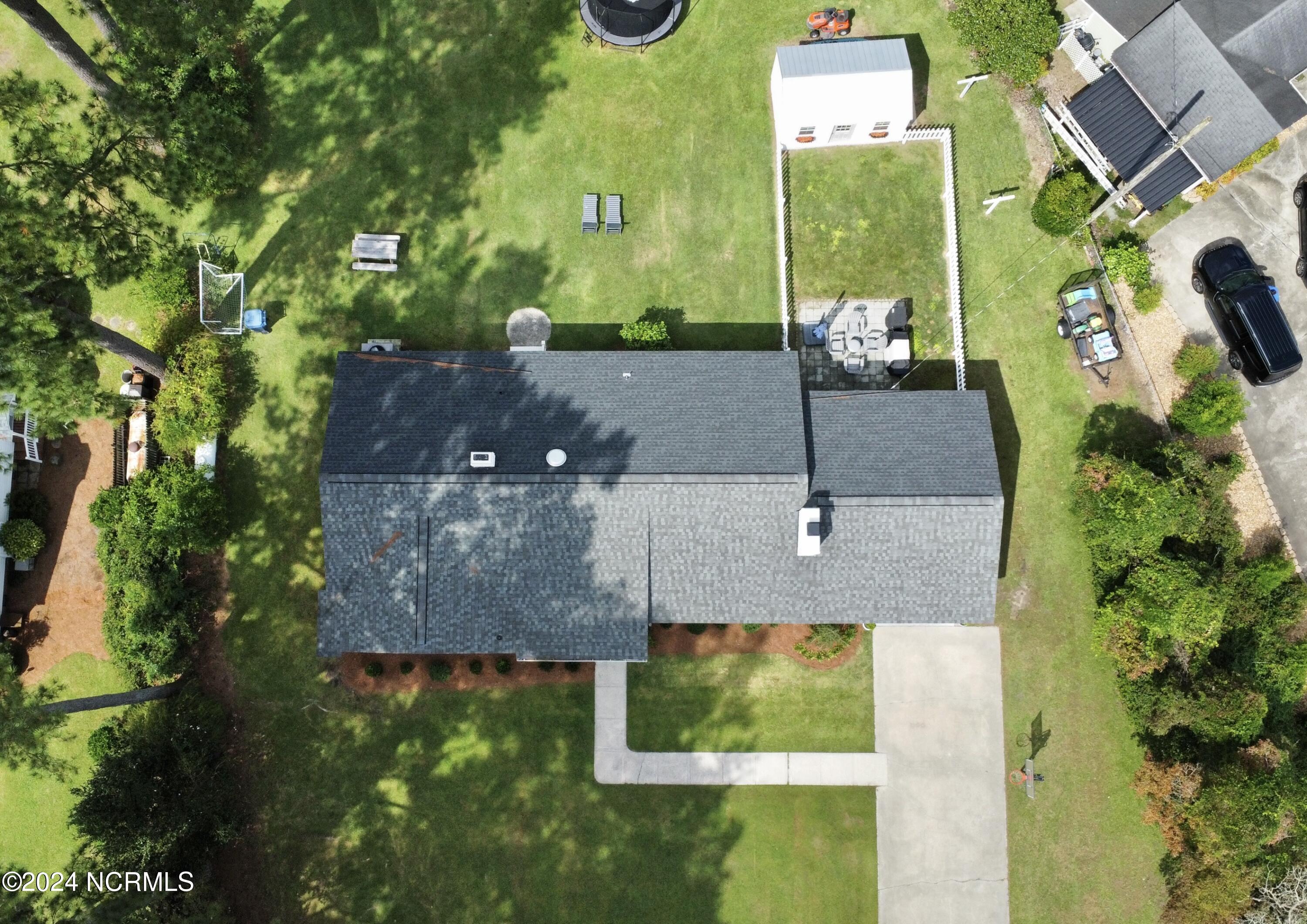 141 Honey Pod Farm Road Washington, NC 27889 - Photo 8 of 31 dji_fly_20240925_123858_109_172728236129