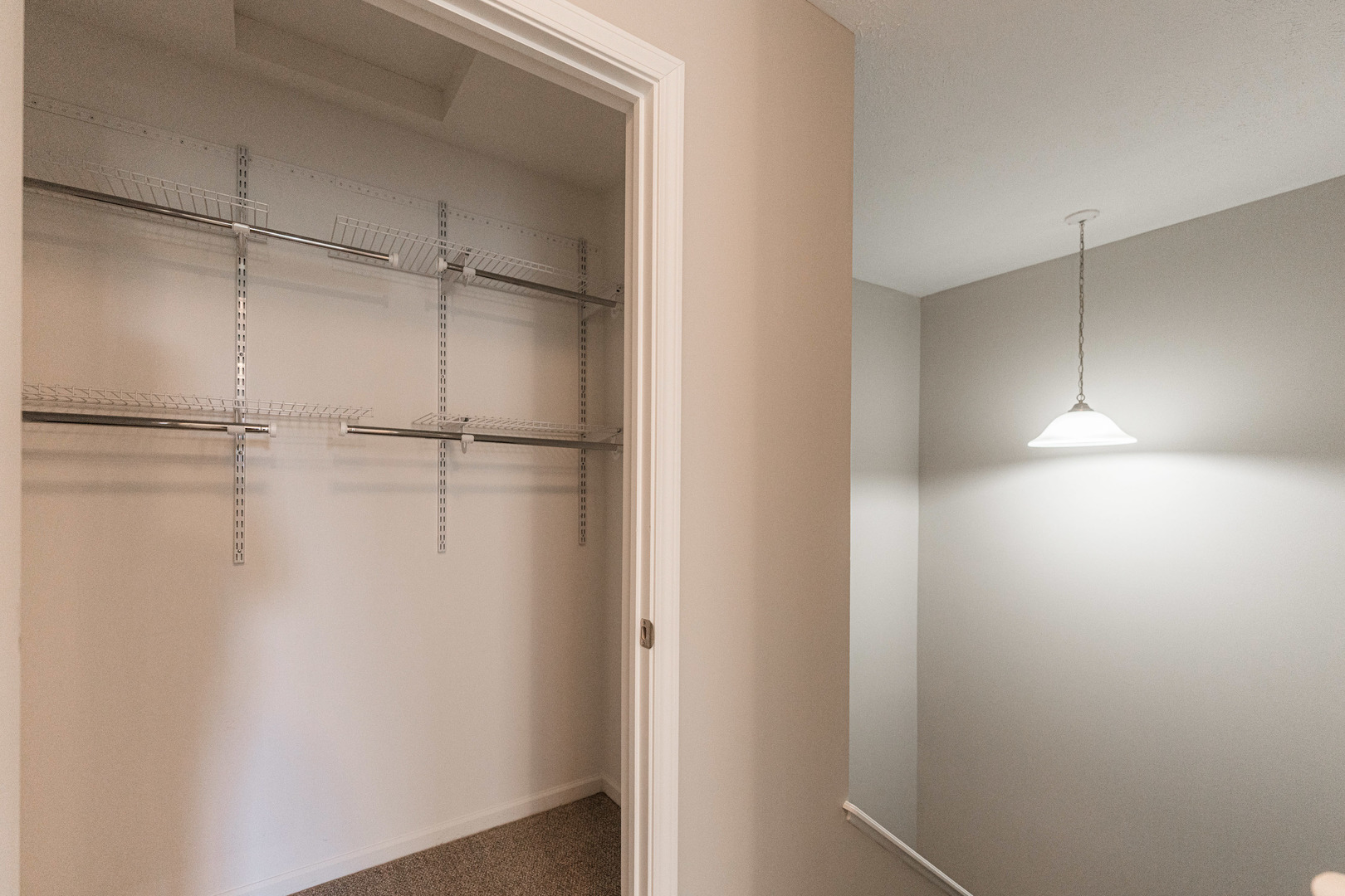 639 Stonegate Drive Sycamore, IL 60178 - Photo 27 of 32 a view of an empty walk in closet