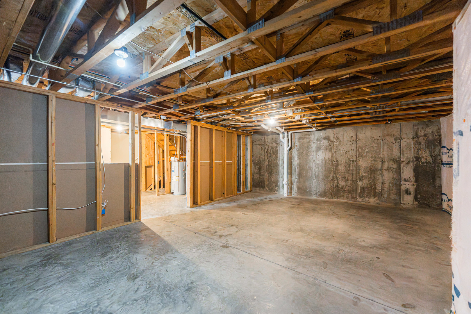 639 Stonegate Drive Sycamore, IL 60178 - Photo 31 of 32 a view of empty room with wooden walls