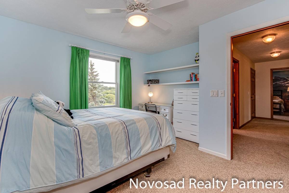 1728 Riva Ridge Drive Southeast Grand Rapids, MI 49546 - Photo 16 of 29 Bedroom #3