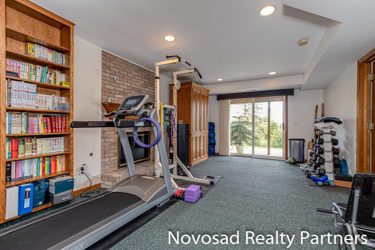 1728 Riva Ridge Drive Southeast Grand Rapids, MI 49546 - Photo 19 of 29 Rec Room
