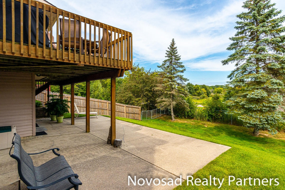 1728 Riva Ridge Drive Southeast Grand Rapids, MI 49546 - Photo 24 of 29 Patio
