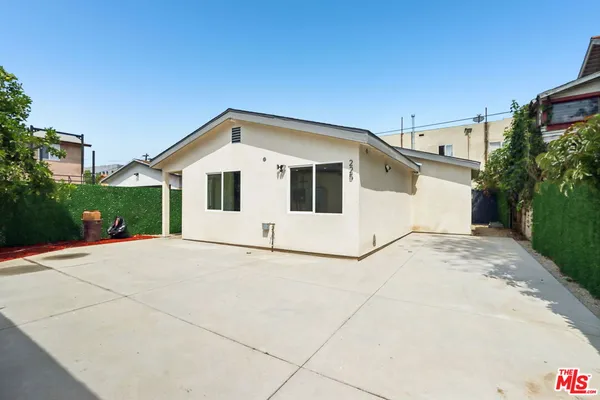 $1,038,800 | 227 West 41st Street, Los Angeles, CA 90037